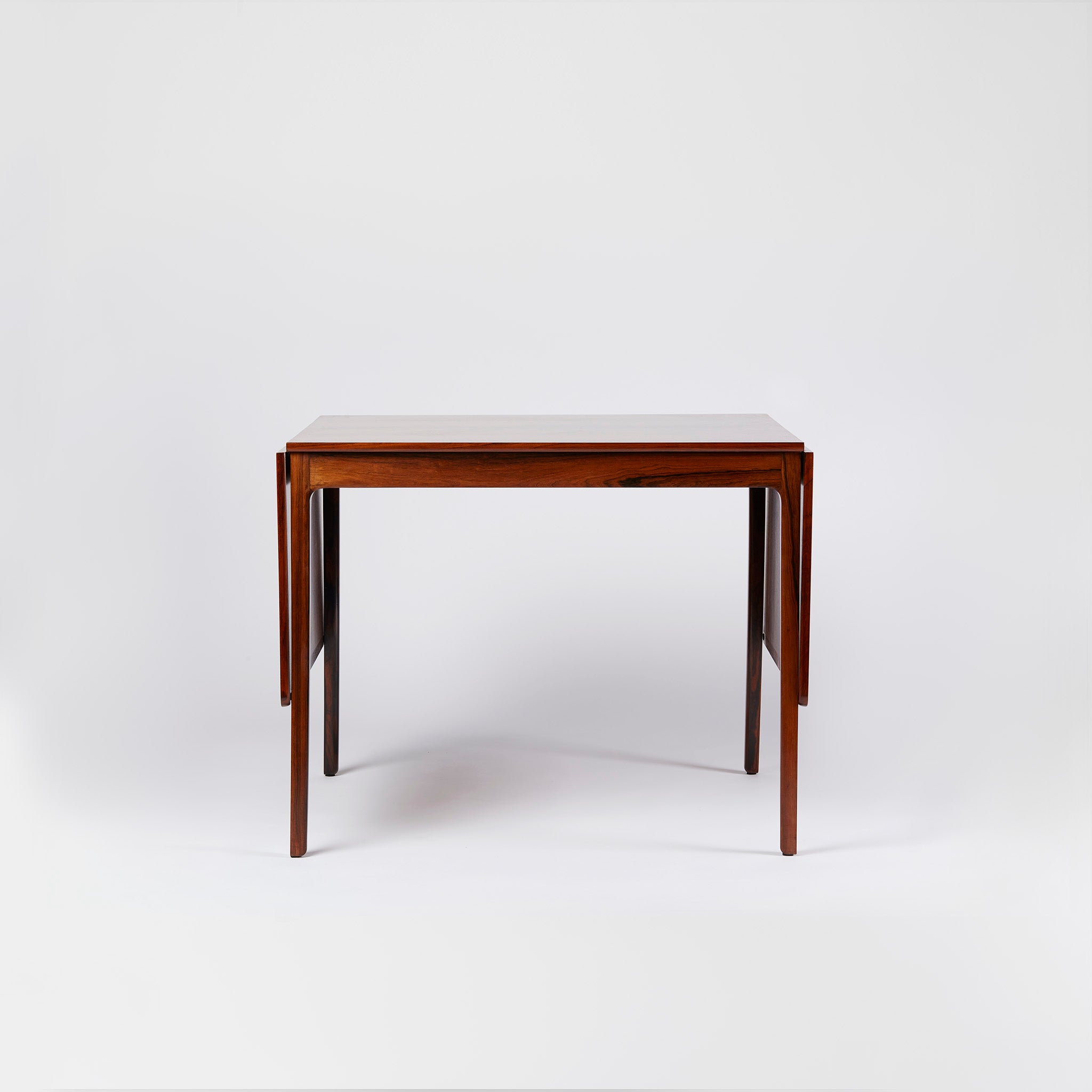 The Perfect Pair / Ole Wanscher + A.J. Iversen – modernlink