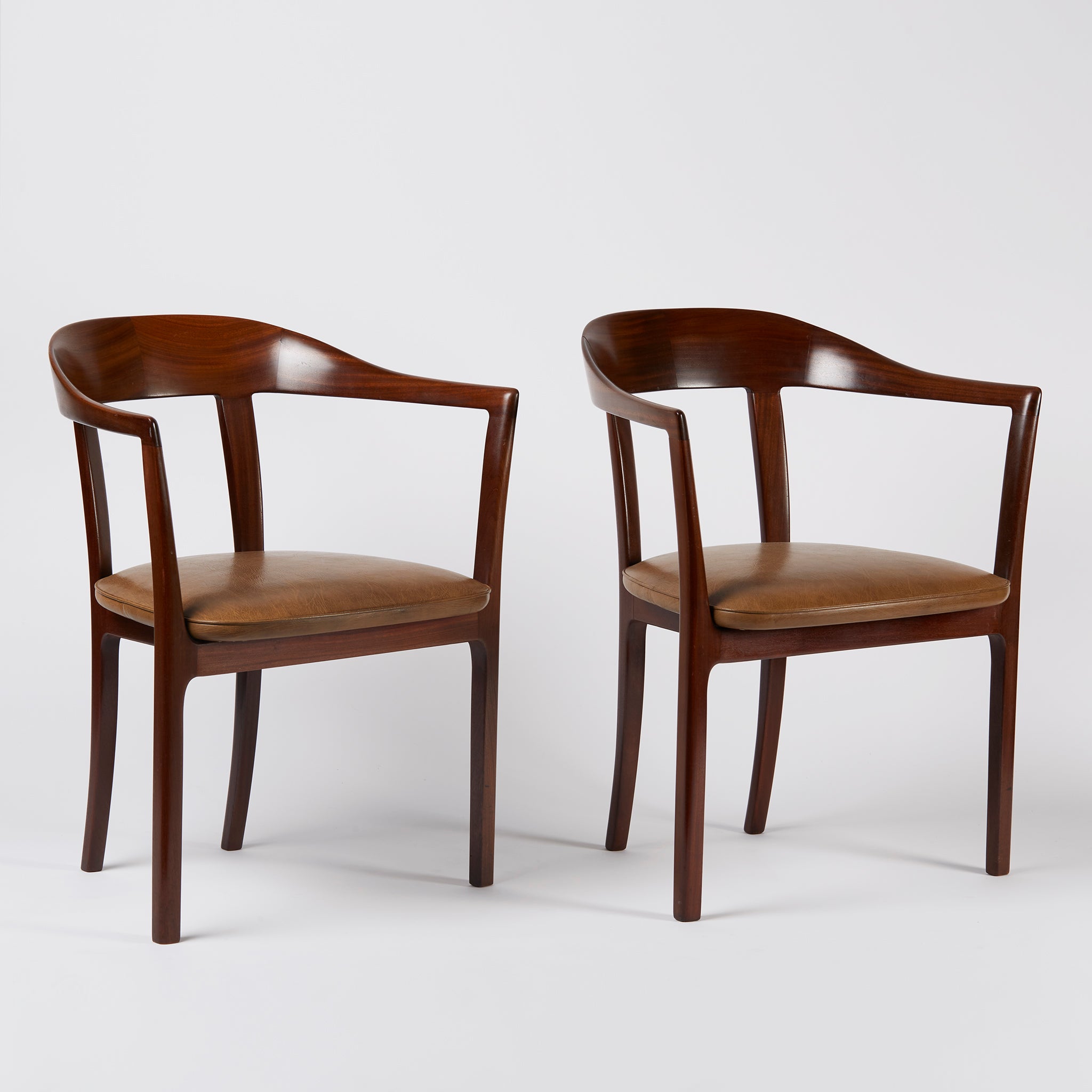 Ole Wanscher Low Armchair – modernlink