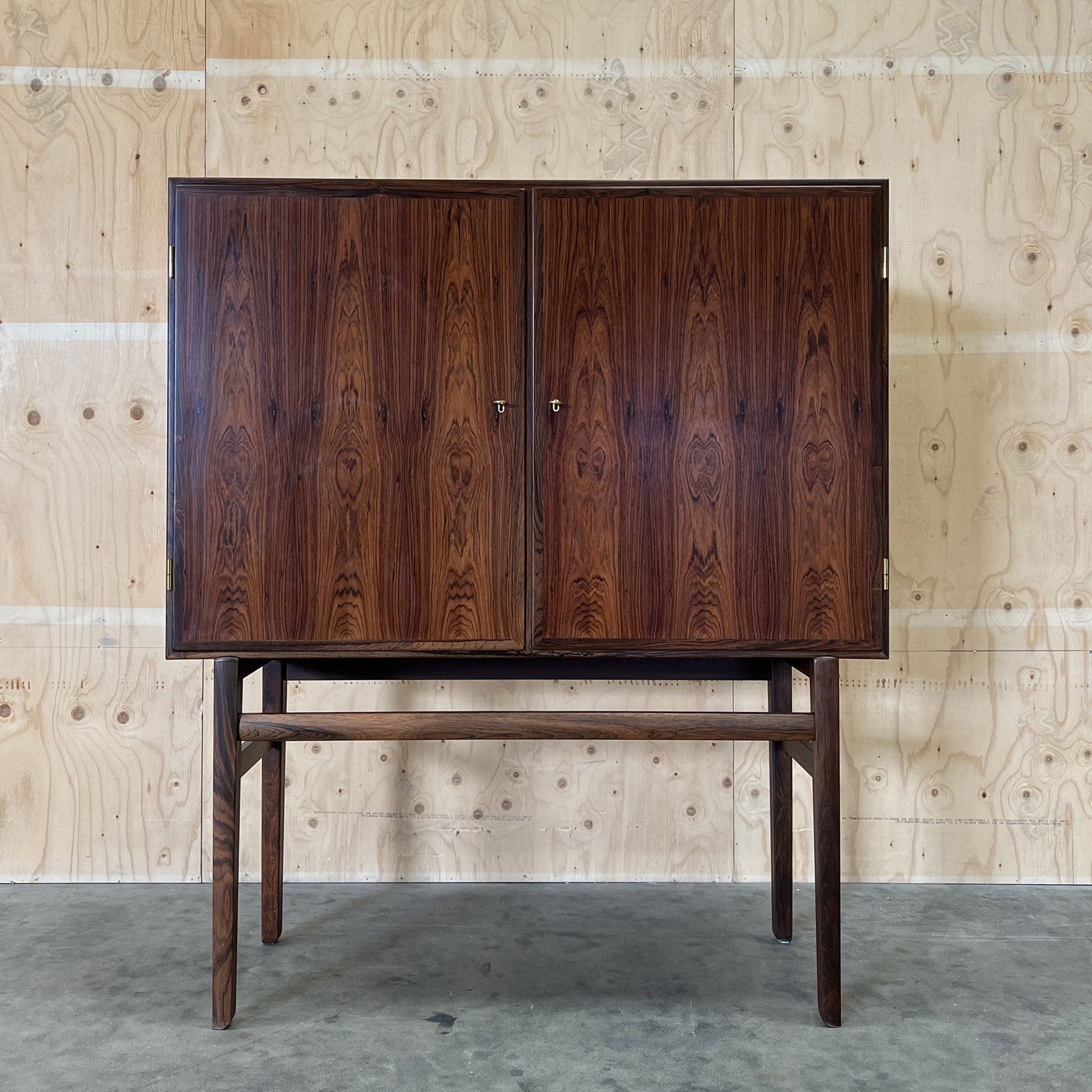 Ole Wanscher Cabinet – modernlink